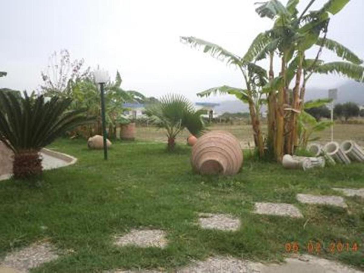 Garden City Image Tigaki Esterno foto